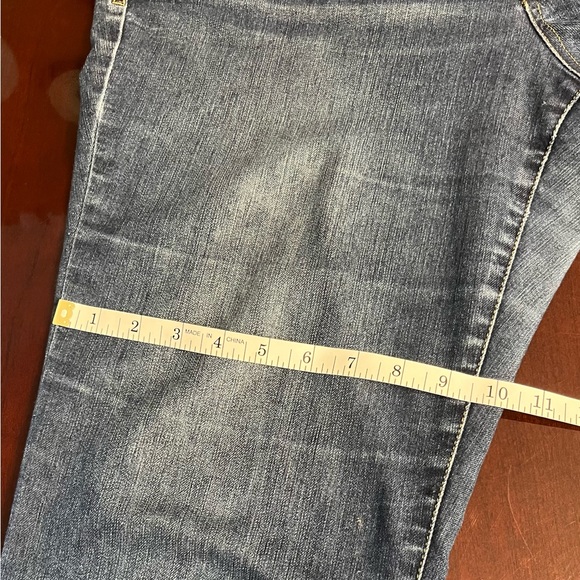 Woman’s blue jeans size 12 curvy modern boot lower rise S & Co. - Picture 8 of 10